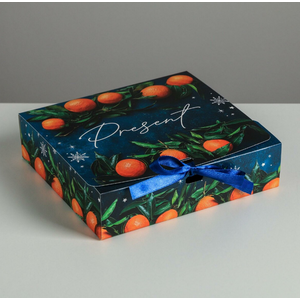 Подарочная коробка Мандарины "Present" с лентой 20х18х5 см.