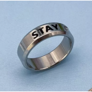 Кольцо Stay: Stray Kids со стразом серебряное