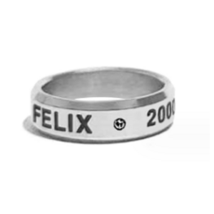Кольцо Феликс (Felix): Stray Kids со стразом серебряное